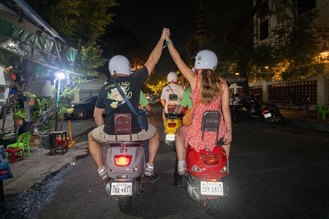 Phnom Penh Evening Foodie Vespa Tour / Tuk Tuk Available - The 5:30 pm Rhythm: Pickup, Then Food-First Sightseeing