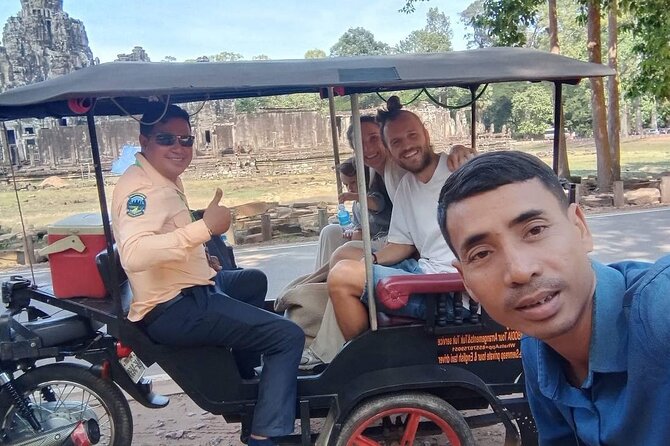 Phnom Penh Full Day Private Tour By Tuk Tuk or Taxi Car - Meeting Point and How the Day Starts