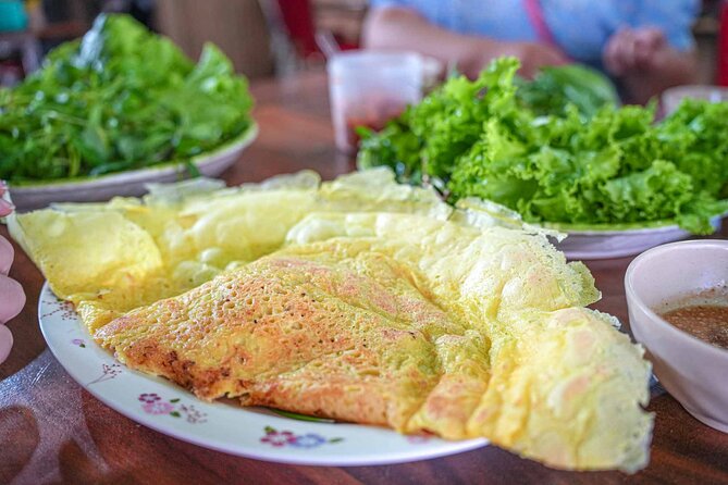 Phnom Penh Morning Market & Food Tour by Tuktuk - Includes All Food & Drinks! - Phnom Penh Morning Markets, Tuktuk Stops, and the Real Point of a Food Tour