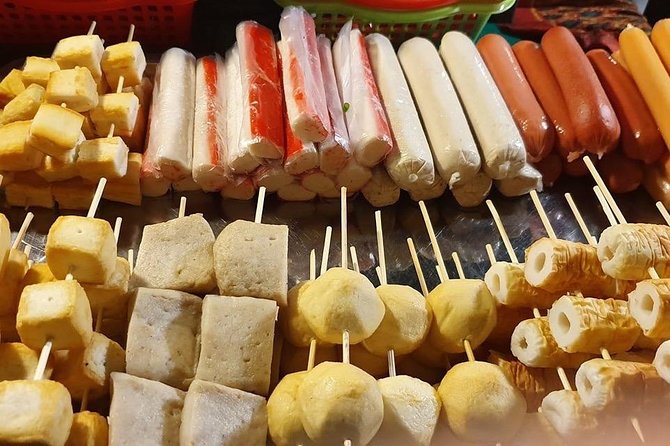 Phnom Penh Nightlife Street Food Tours - Tuk-tuk Transfers and Phnom Penh Landmark Views