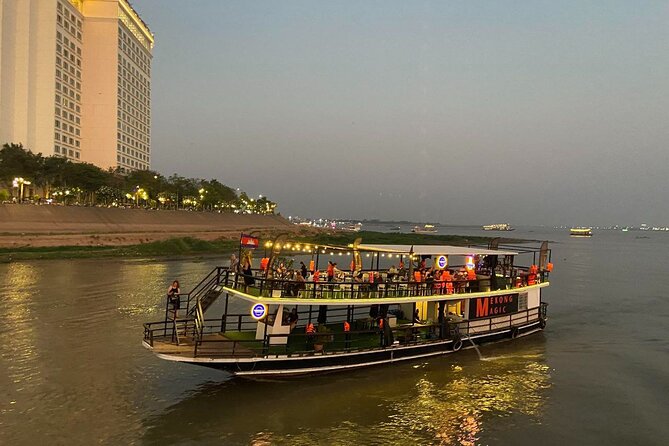 Phnom Penh: Sunset Cruise-Free Beers-Sodas-BBQ Buffet-fruit plate - Key highlights to look for on this Phnom Penh river cruise