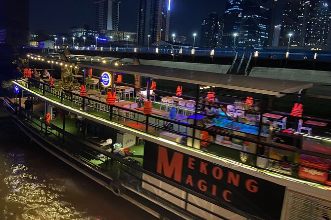 Phnom Penh: Sunset Cruise-Free Beers-Sodas-BBQ Buffet-fruit plate - What you get to drink and eat: match your package to your mood