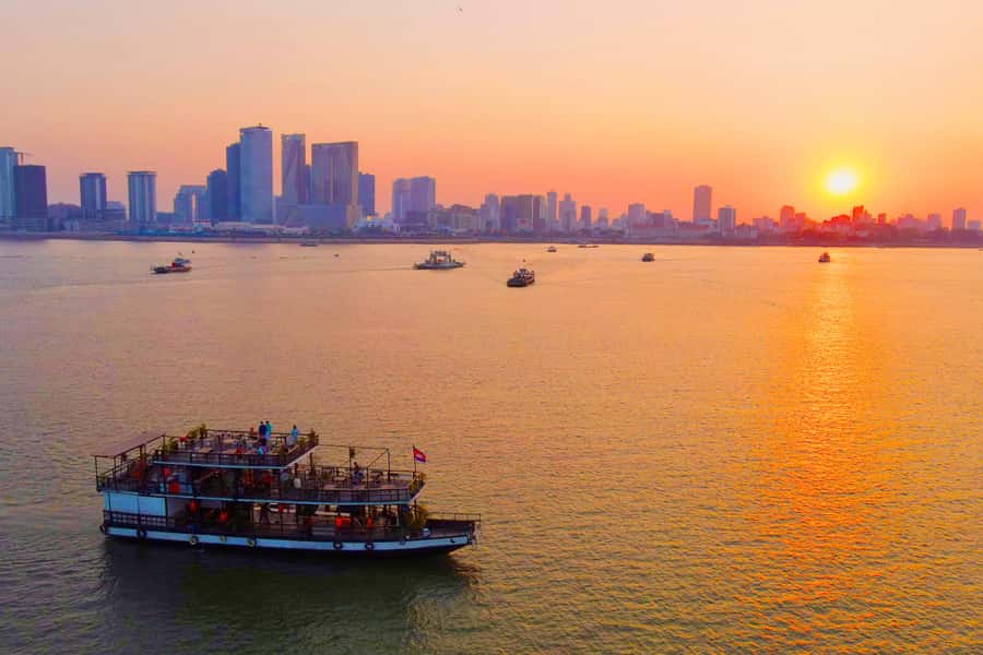 Phnom Penh: Sunset Cruise with Unlimited Beer &Fruit platter - Key things I’d focus on before you go