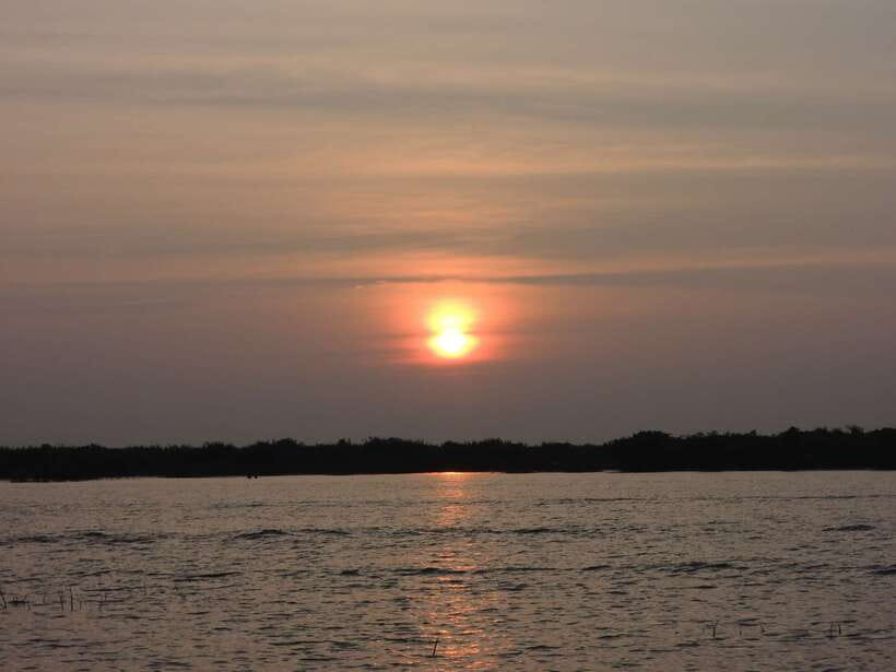 Phnom Penh to Siem Reap cruise/land tour (one way) - When the route favors Mekong or Tonle Sap