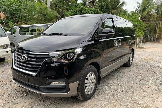 Phnom Penh to Sihanoukville by Private Car or Minivan - Working With the Driver When English Is Limited