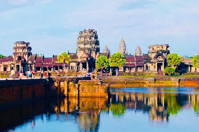 Phnom Penh to Silk Island By Tuk-Tuk with local Expert - To option A or B: tofu skin stops, and why craft food is part of the story