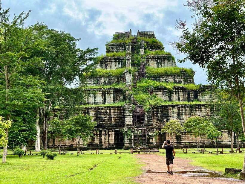 Preah Vihear: Full-Day Preah Vihear and Koh Ker Temple Tour - Photo plan and what to pack for real temple hours