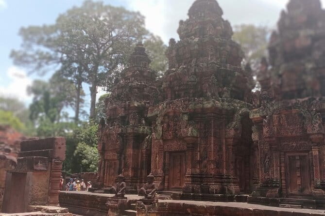 Private 2 Days To Major Angkor Temples From Sunrise To Sunset - Banteay Srei pink sandstone carvings and the best way to enjoy the drive