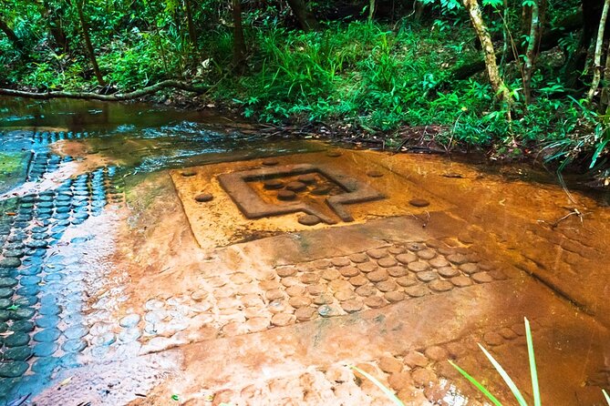 Private 3-Days tour at comfortable areas - Day 2: a temple circuit around Preah Khan, Sras Srang, Eastern Mebon, and Banteay Srey