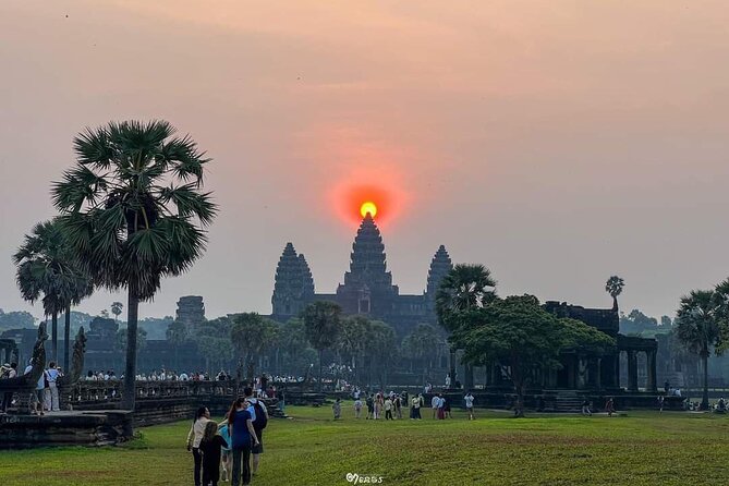 Private Angkor Sunrise Guided Tour - Private Angkor sunrise, done the practical way