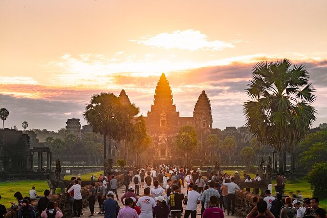 Private Angkor Sunrise Guided Tour - Price and entrance fees, what your budget should include