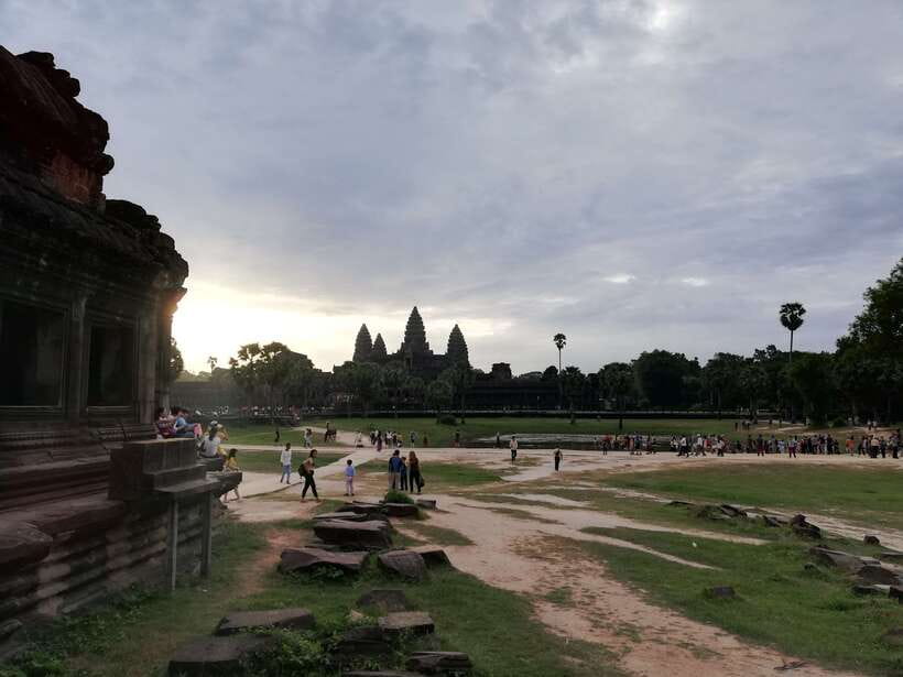 Private Angkor Wat Temple Tour - Price and what you truly get for $35 per person