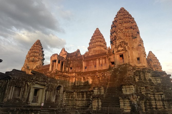 Private Angkor Wat Temple Tour - Entering Angkor Wat: three levels, five towers, one national symbol