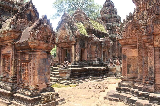 Private Banteay Srei and 4 Temples Guided Tour - Ta Som and East Mebon: temples that feel different from the pink one
