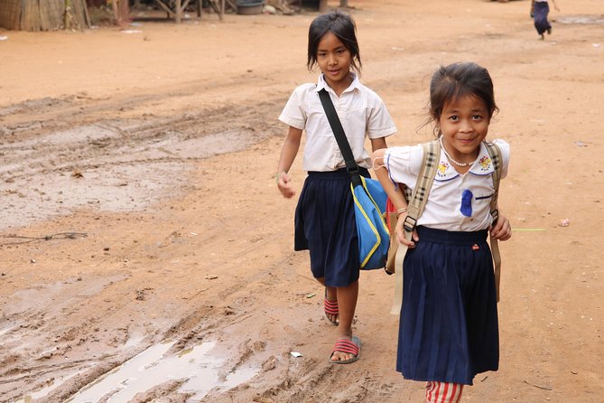 Private City Tour in Siem Reap - A war veteran guide and a tight 4-hour plan