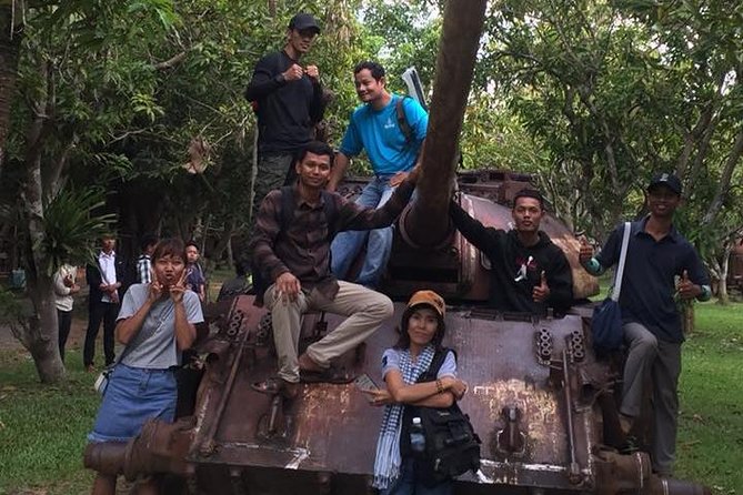 Private City Tour in Siem Reap - Artisans Angkor and Cheas Guesthouse for hands-on Cambodian crafts