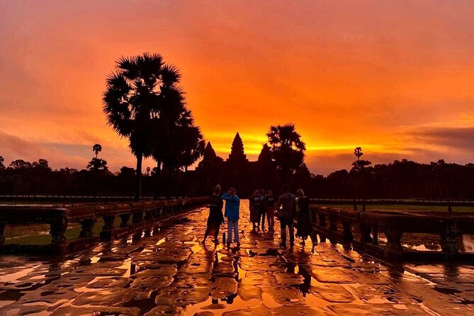 Private Guided Tours-Sunrise Angkor Wat, Ta Prohm, Bayon and more - Bayon Temple: the face-filled finale