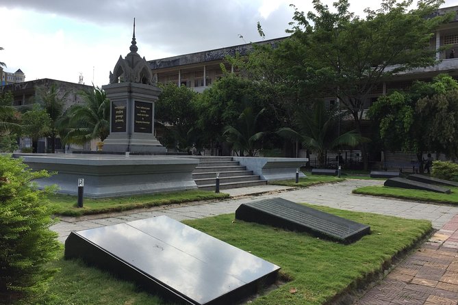 Private Half Day To Killing Field & S21 Genocidal Museum in Phnom Penh - Who this tour is best for, and who should think twice