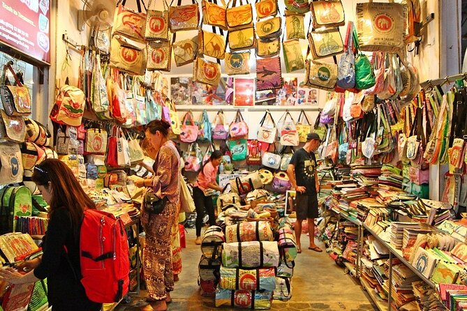 Private Half-Day Tour of Phnom Penh's Traditional Markets - Stop 3: Phar Chars Old Market, where daily life feels closer