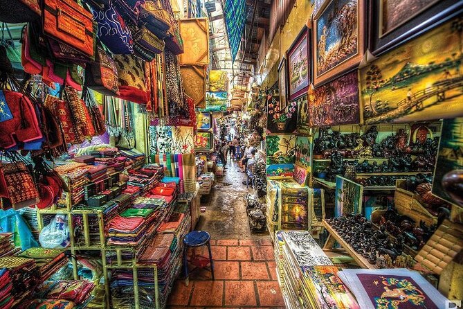 Private Half-Day Tour of Phnom Penh's Traditional Markets - Guide style: why private attention changes the whole trip