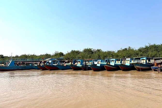 Private Kompong Phluk Floating Village Guided Tour - Floating Village Magic, Without the Stress