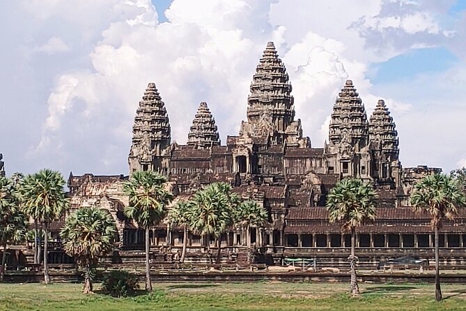 Private One Day Trip-The Best Experience in Siem Reap - Your day’s rhythm in Siem Reap: pickup, drive, then three temple chapters