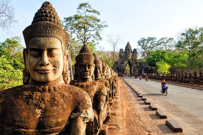 Private one-day tuktuk 'small tour' of the oldest Angkor temples - Stop by stop: what you’ll see and why each temple is on the list