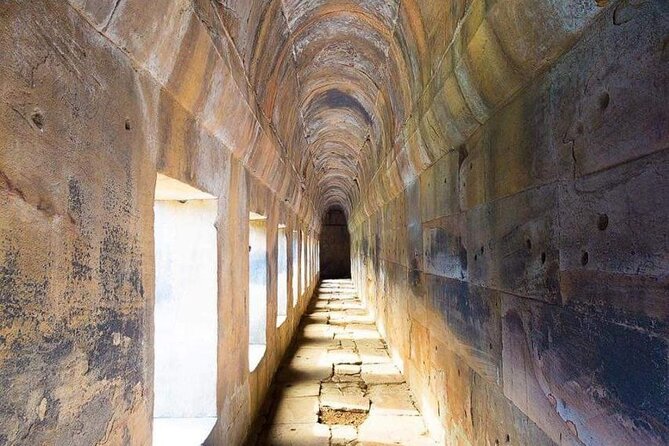 Private Preah Vihear and 2 Temples Guided Tour - Price and Fees, Budget Like a Local and You Will Sleep Better