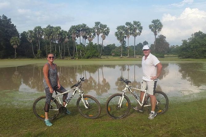 Private Siem Reap Countryside Cycling Tour - Sunset cycling at the rice field, plus the quick return to town