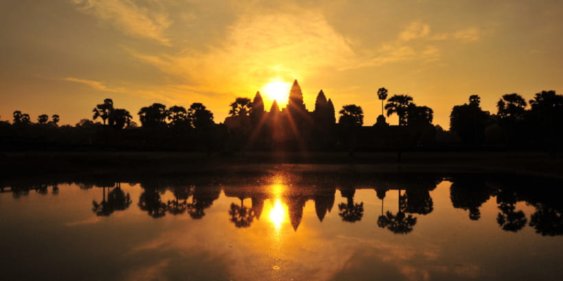 Private Sunrise Angkor Wat Tour - Transportation and timing: van rides, pickup rules, and how the day flows
