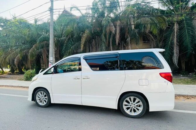 Private Taxi from Siem Reap to Phnom Penh - Speak English Driver - Key highlights at a glance