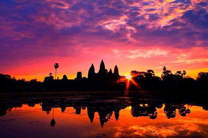 Private Taxi from Siem Reap to Phnom Penh - Speak English Driver - Who This Transfer Fits Best (And Who Might Skip It)
