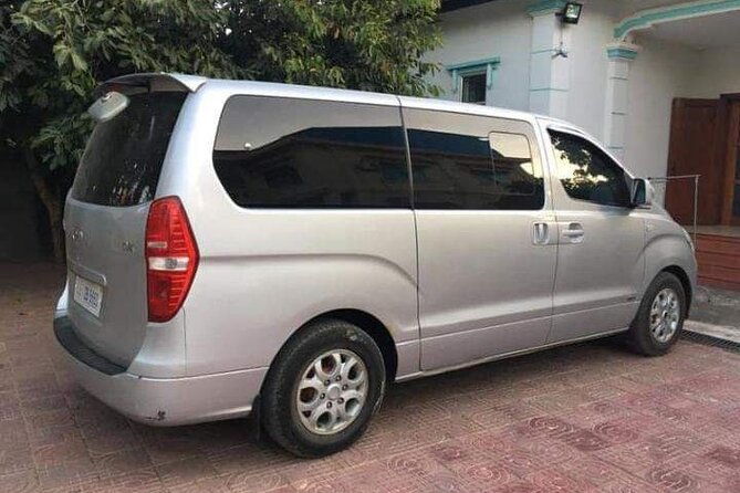 Private Taxi Phnom Penh to Siem Reap or Siem Reap to Phnom Penh - En-route stops: bathrooms, fuel breaks, and Spider Market timing