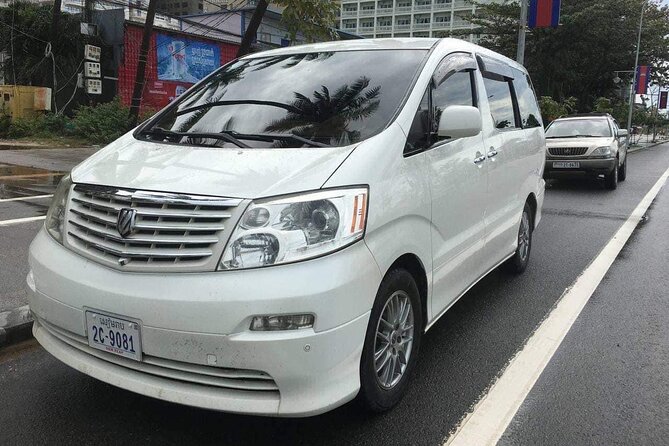 Private Taxi Transfer Battambang from/to Phnom Penh - SUV vs Minivan in Cambodia Heat: Comfort by Group Size