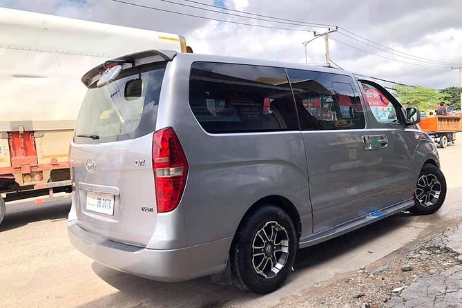 Private Taxi Transfer Battambang from/to Phnom Penh - The Driver Factor: Communication, Safety, and Photo Stops