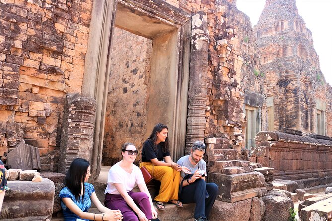 Private Temples and Lake Explorer - Artisans d’Angkor stop: a practical break and a chance to shop