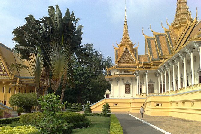 Private Tour: Phnom Penh City Tour Full Day - Price and logistics: why $156.42 can make sense