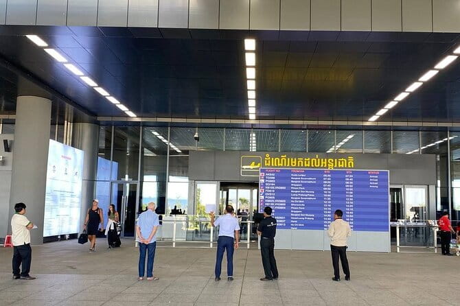 Private Transfer from Siem Reap Angkor Int'l Airport to Town - Should you book this transfer from Siem Reap-Angkor Airport?