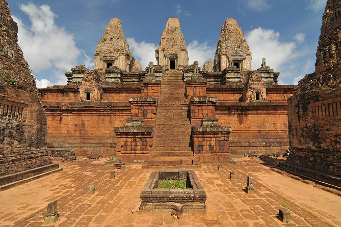 Private Transfer : Siem Reap ↔ Battambang - Temperature Management: Why the Cold Towels Matter