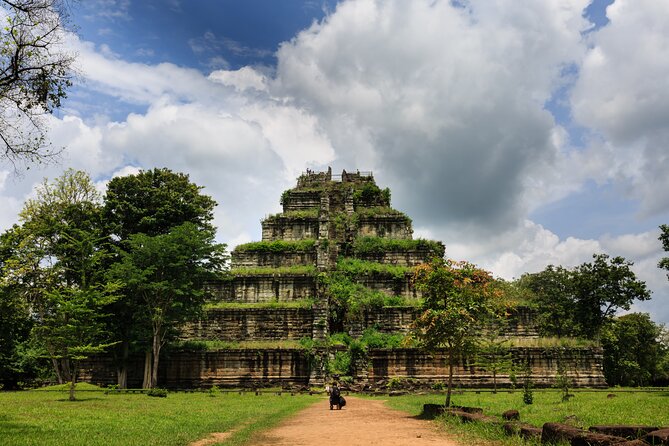 Private Vehicle - Beng Mealea & Koh Ker Group - Stop 1 at Prasat Beng Mealea: unrestored temple wandering with breathing room