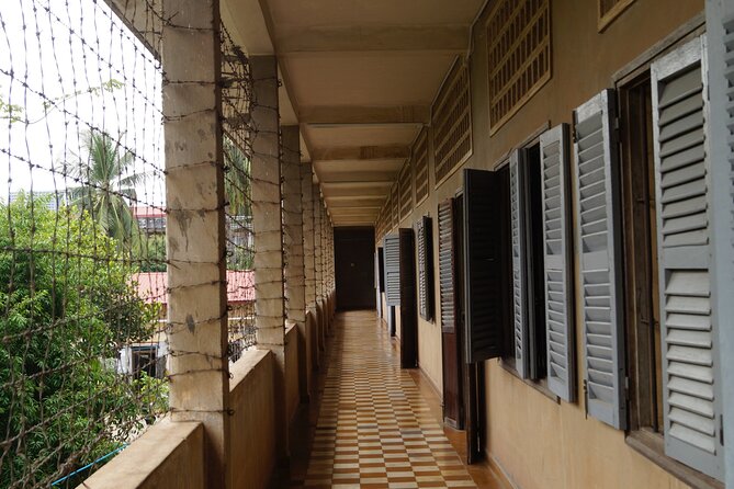 Remnants of a Khmer Rouge Era - Phnom Penh pickup zones: where the tour does and doesn’t go