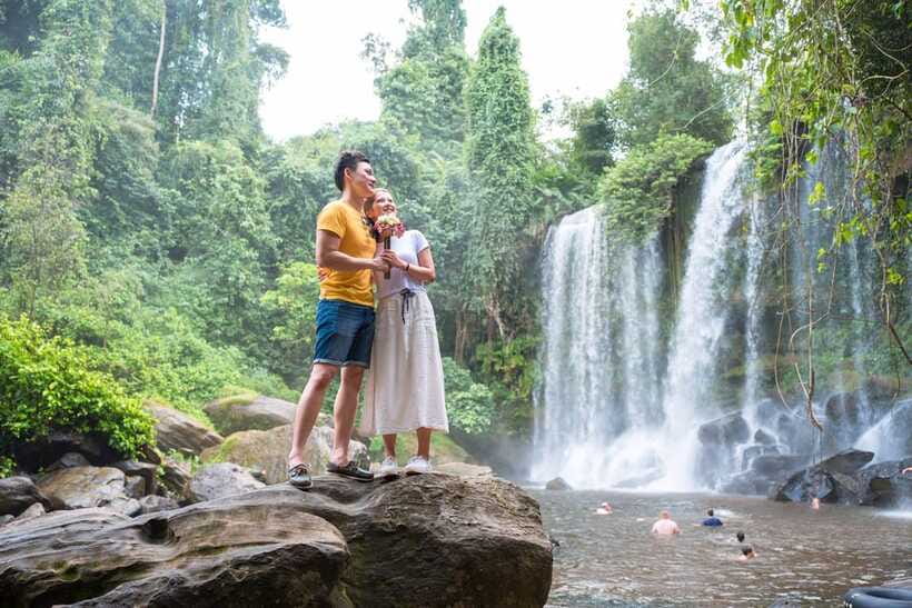 Shared tour: Kulen Mountain & Waterfalls - Small group - Palm Sugar Village and the Market: Products, Traditions, and Everyday Life