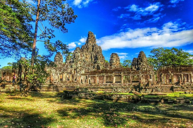 Shared Tour to Angkor Wat, Bayon and Ta Prohm Temples - Who This Shared Day Tour Fits Best