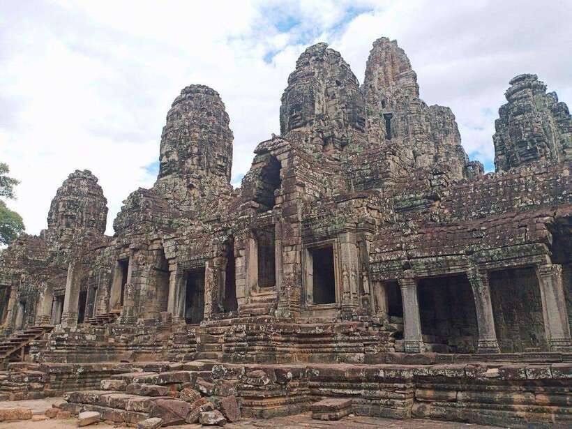 Sharing Trip to Angkor Temple with sunset - Angkor Thom’s South Gate and Bayon’s 216 faces
