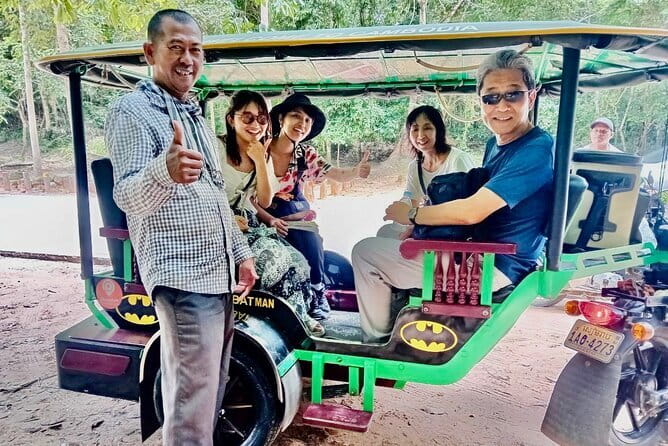 Siem Reap: 1 Day Angkor Wat + Sunrise Private Tour with Tuk-Tuk - Private tuk-tuk pickup, English-speaking driver, and small-group energy
