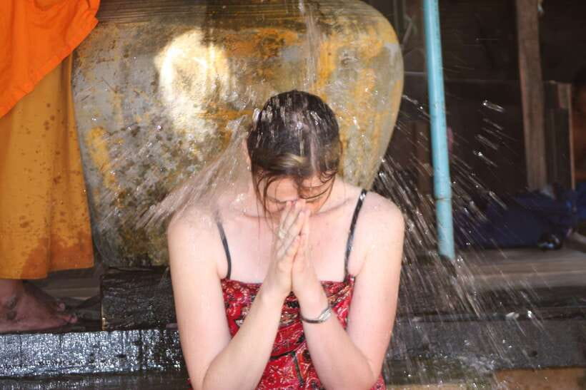 Siem Reap: 1-Hour Cambodian Buddhist Water Blessing - Getting Ready for the Water: Sarong, Clothing, and Practical Comfort