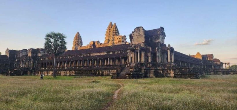 Siem Reap: 2-Day Private Angkor Wat & Phnom Kulen Tour - What Makes the Guide Work So Well Here