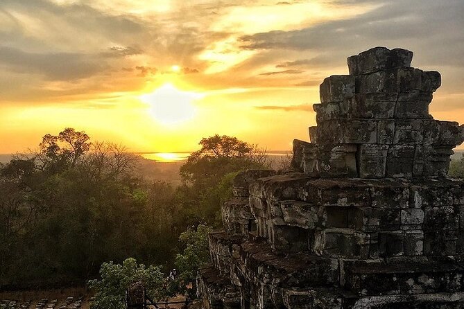 Siem Reap 2-Day Private Angkor Wat Tour with Sunrise - Angkor Wat after lunch: world-famous monument, carvings you can actually read