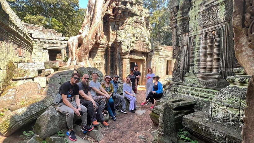 Siem Reap: 2-Day Temple Highlights Sunrise and Sunset Option - Angkor Wat at sunrise: the light show you plan your whole trip around