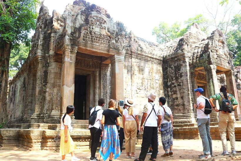 Siem Reap: 2-Days Angkor Wat with Sunrise Small-Group Tour - Heat, walking, and what to pack so you do not hate day 2